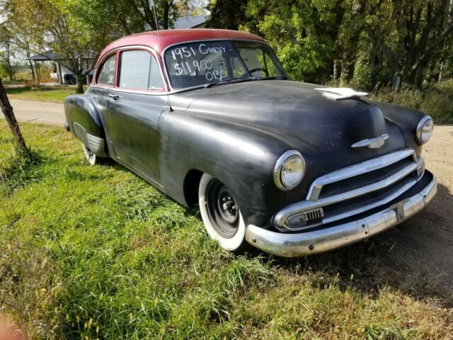 Chevrolet Styleline Deluxe 1951 image number 1