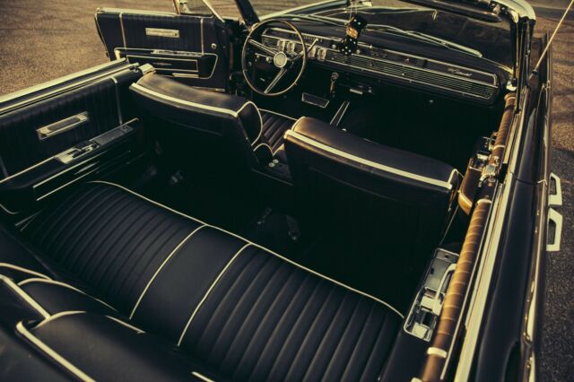 Lincoln Continental 1965 image number 8