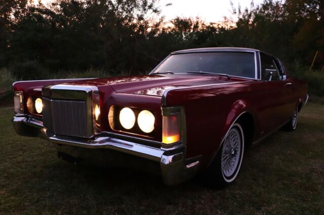 Lincoln Continental 1969 image number 23