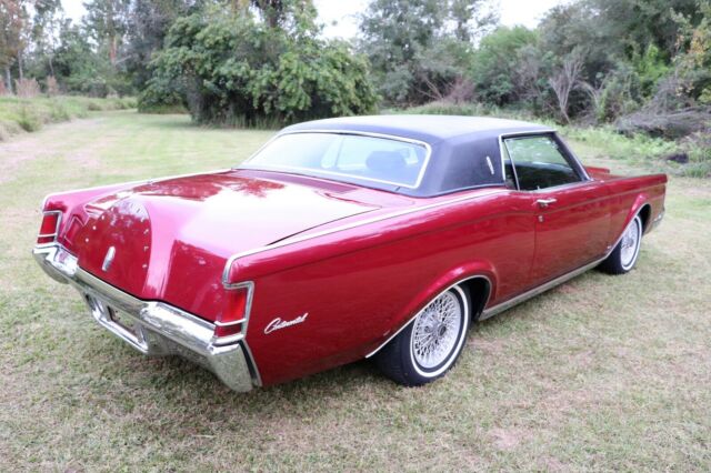 Lincoln Continental 1969 image number 27