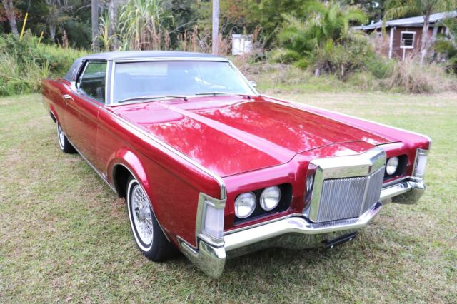 Lincoln Continental 1969 image number 29