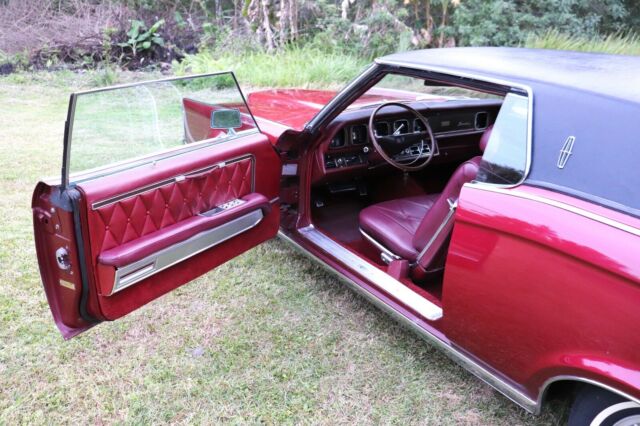 Lincoln Continental 1969 image number 34