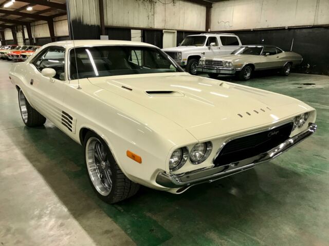 Dodge Challenger 1973 image number 30