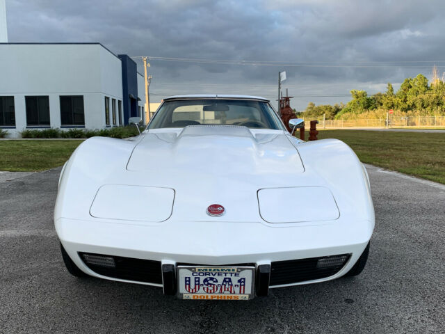 Chevrolet Corvette 1976 image number 6