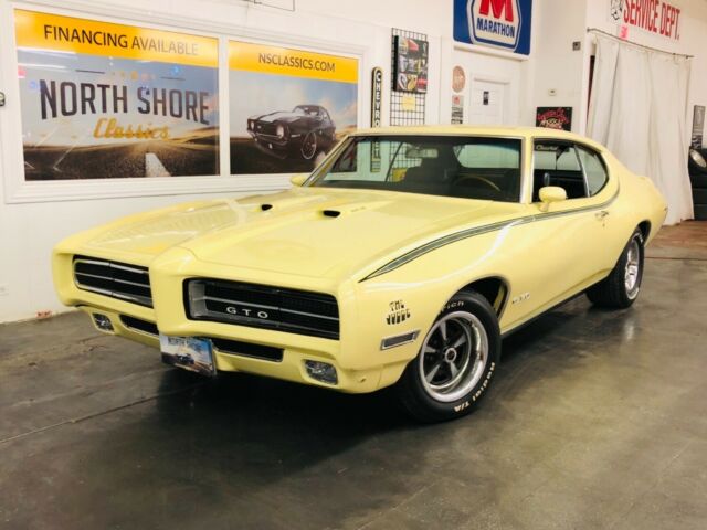 Pontiac GTO 1969 image number 0