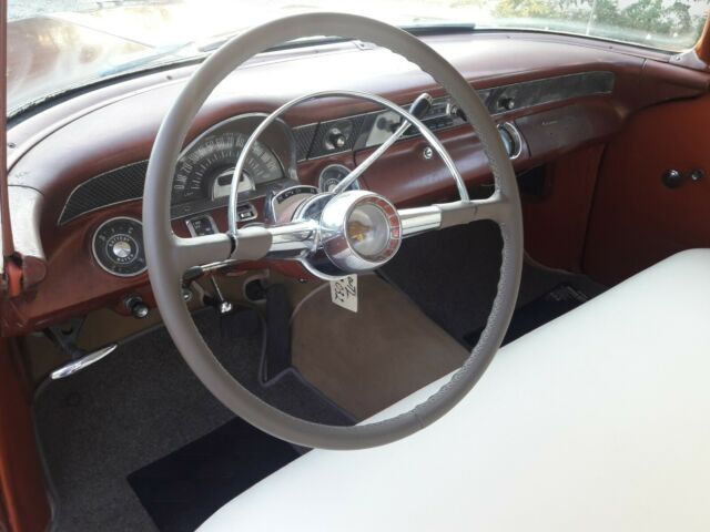 Pontiac Star Chief 1955 image number 26