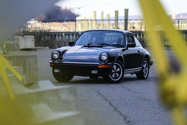 Porsche 911 1976 image number 47