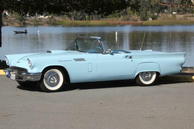 Ford Thunderbird 1957 image number 16