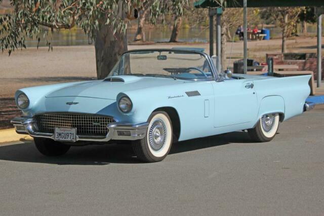 Ford Thunderbird 1957 image number 23