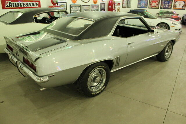 Chevrolet Camaro 1969 image number 13