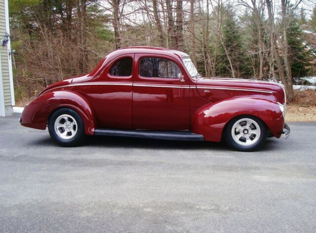 Ford Business Coupe 5 Window 1940 image number 1