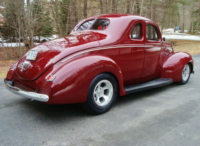 Ford Business Coupe 5 Window 1940 image number 4