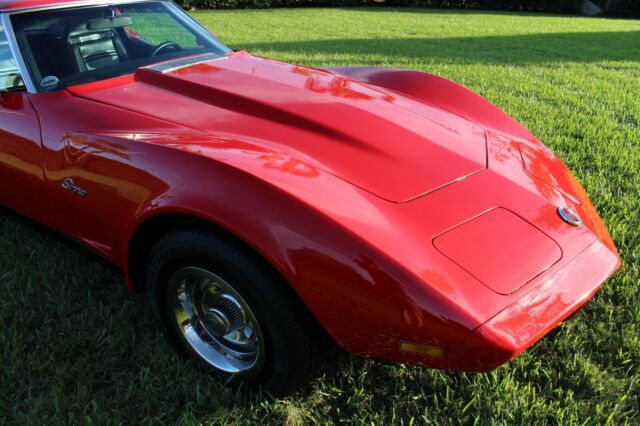 Chevrolet Corvette 1974 image number 7