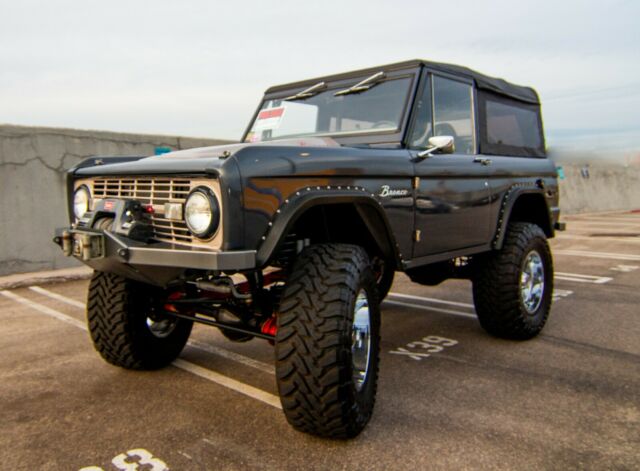 Ford Bronco 1977 image number 1