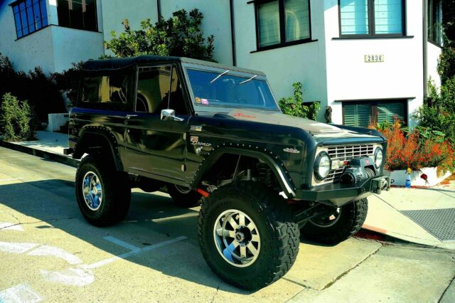 Ford Bronco 1977 image number 10