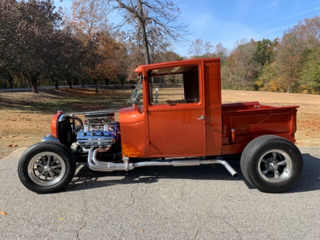 Ford Model T 1929 image number 2