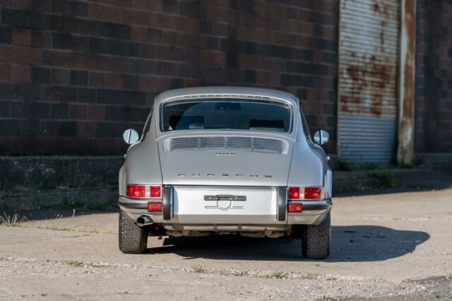 Porsche 911 1970 image number 42