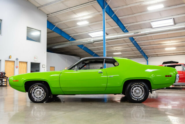 Plymouth Satellite 1971 image number 1