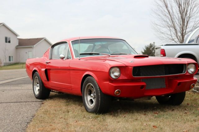 Ford Mustang 1965 image number 1