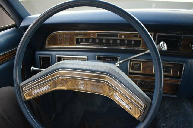 Lincoln CONTINENTAL COUPE 1977 image number 29