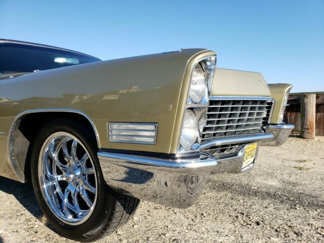 Cadillac DeVille 1967 image number 19