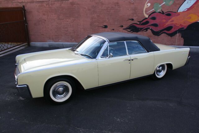 Lincoln Continental 1961 image number 0