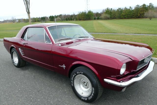 Ford Mustang 1966 image number 2