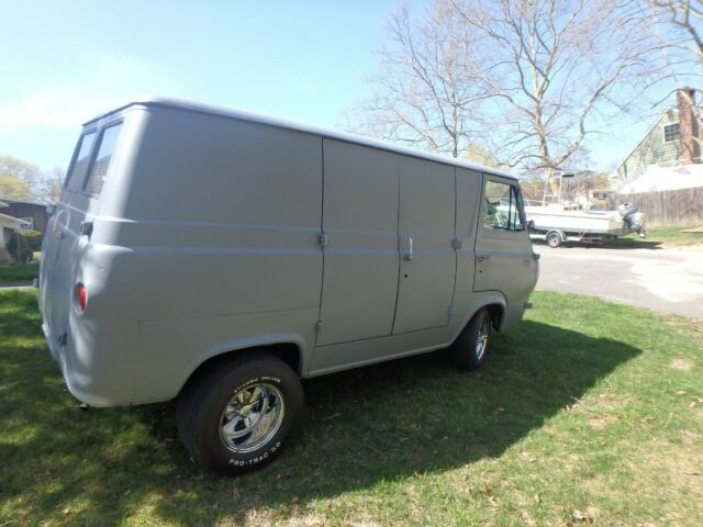 Ford E-Series Van 1967 image number 1