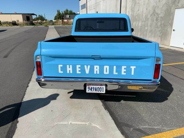 Chevrolet C/K Pickup 1500 1969 image number 10