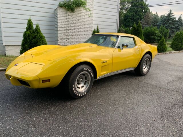 Chevrolet Corvette 1976 image number 11