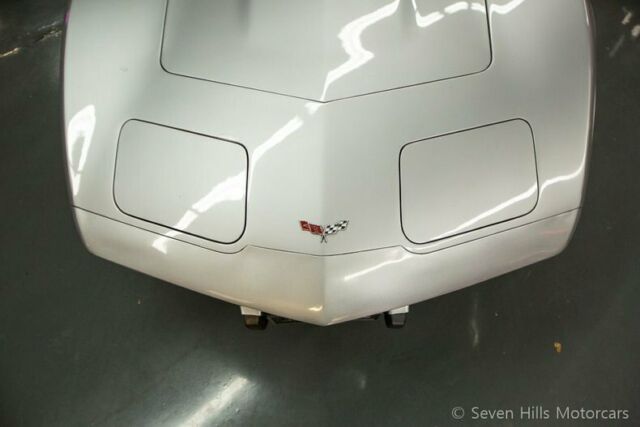 Chevrolet Corvette 1979 image number 31