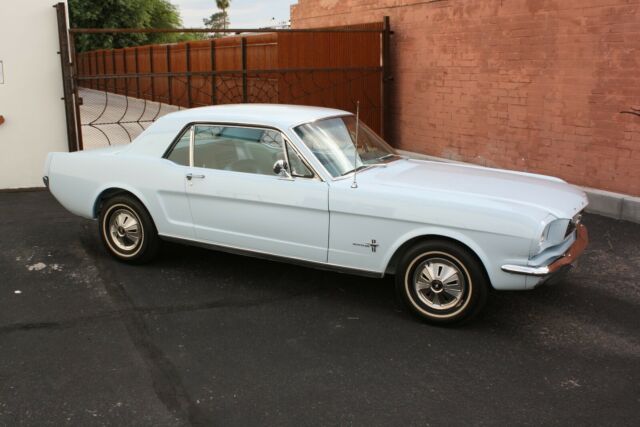 Ford Mustang 1966 image number 13