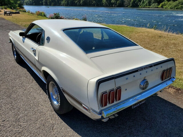 Ford Mustang 1969 image number 18