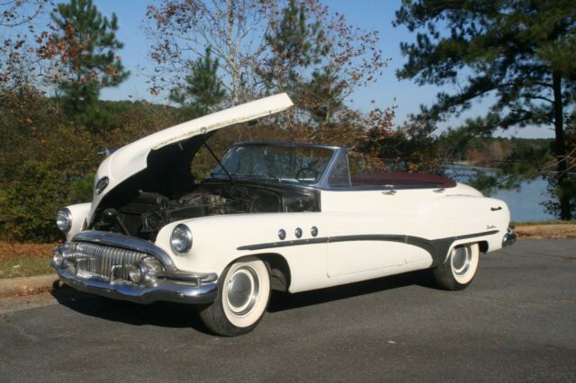 Buick Super 1951 image number 16