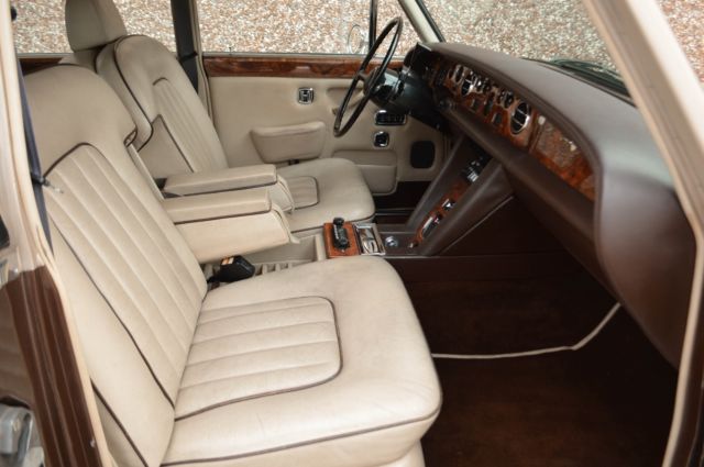 Rolls-Royce Silver Shadow 1976 image number 43