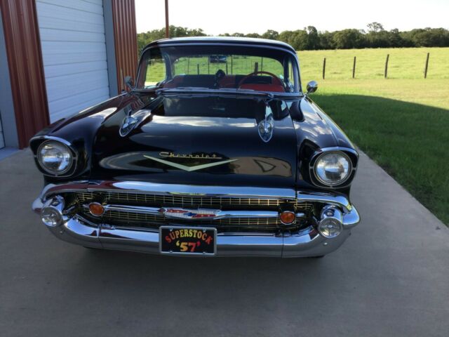 Chevrolet Bel Air/150/210 1957 image number 2