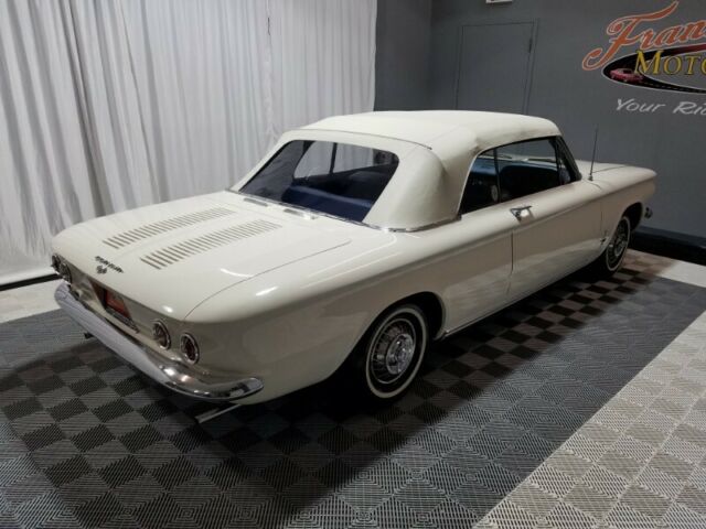 Chevrolet Corvair 1963 image number 32