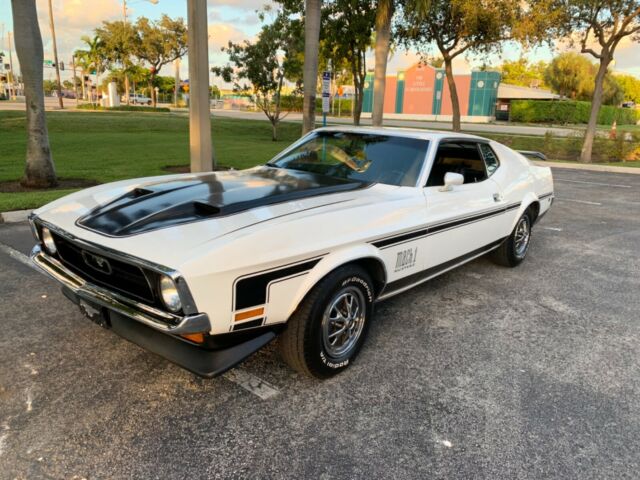 Ford Mustang 1971 image number 2