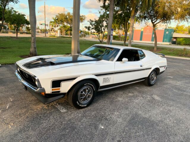 Ford Mustang 1971 image number 27