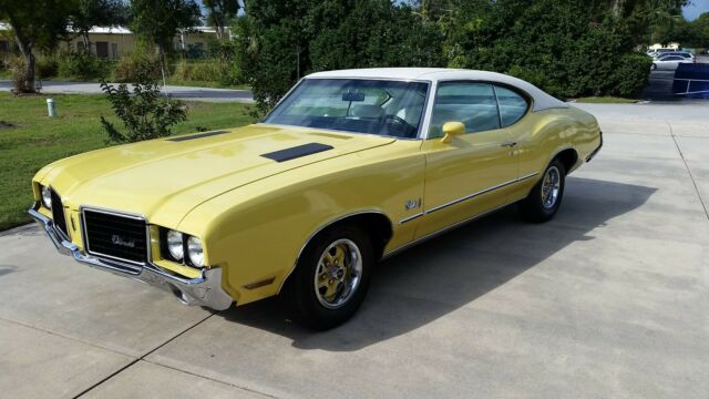 Oldsmobile Cutlass 1972 image number 0