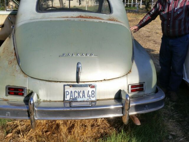 Packard Deluxe Eight 1948 image number 17