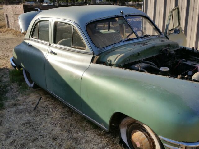 Packard Deluxe Eight 1948 image number 36