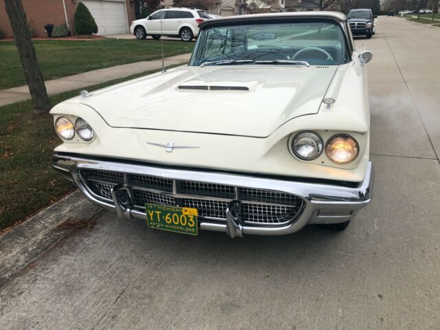 Ford Thunderbird 1960 image number 14