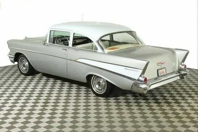 Chevrolet Bel Air/150/210 1957 image number 11