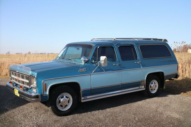 GMC Suburban 1978 image number 1