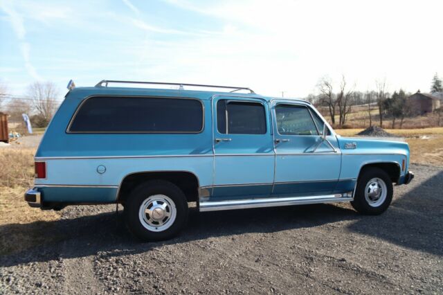 GMC Suburban 1978 image number 27