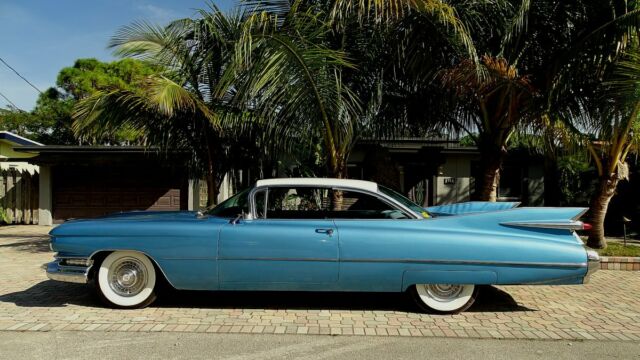 Cadillac DeVille 1959 image number 25