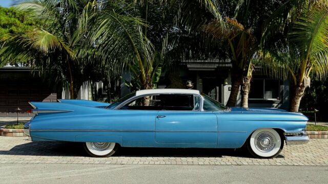 Cadillac DeVille 1959 image number 3