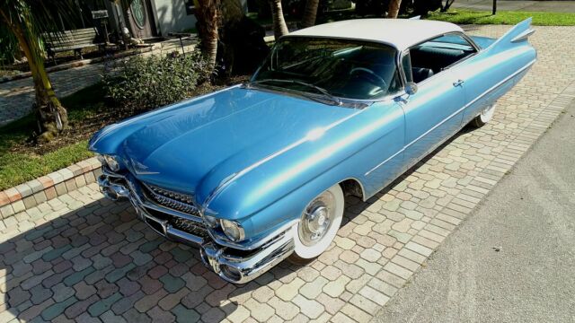 Cadillac DeVille 1959 image number 4