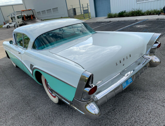 Buick Super 1957 image number 0